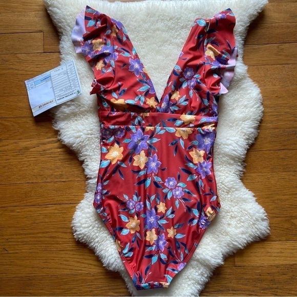 Modcloth Kelsie One Piece Swimsuit Red Floral NWT - Picture 7 of 10
